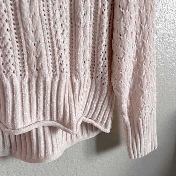 Super soft Altar’d State Sweater - Picture 6 of 8